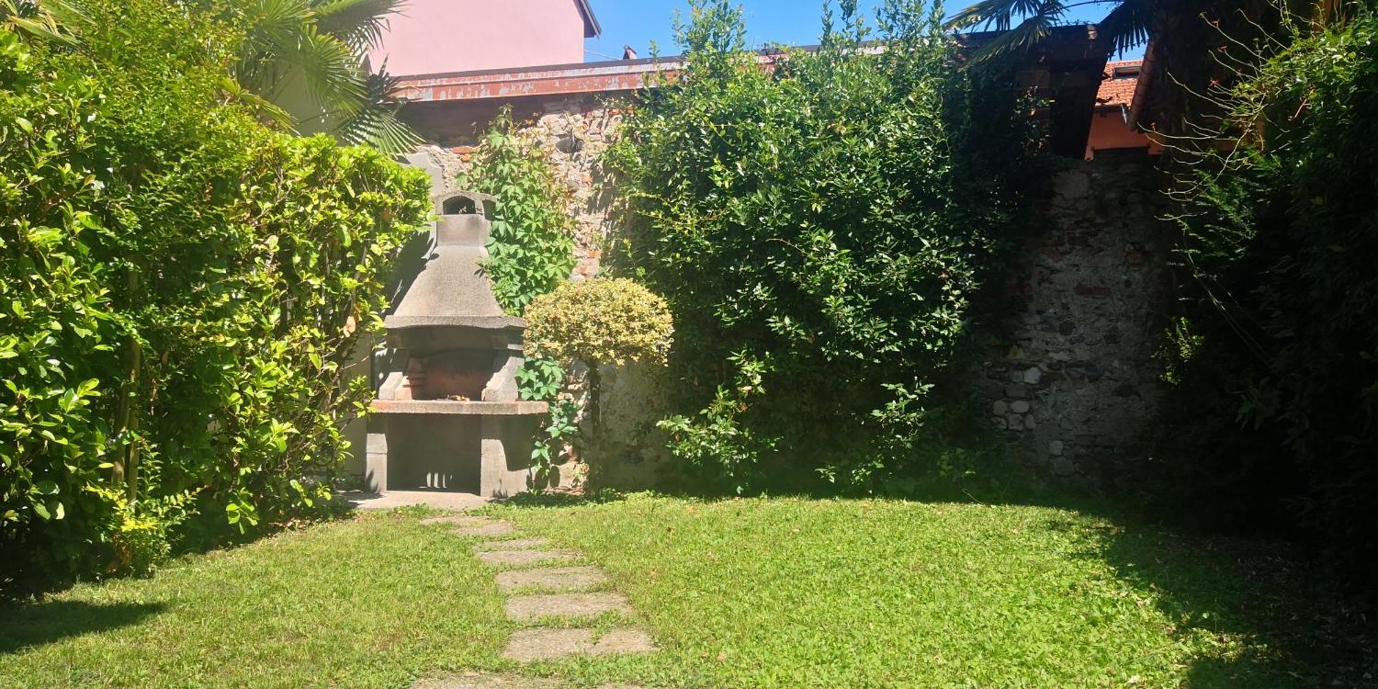 Villa Residenza Esse Angera Exterior foto