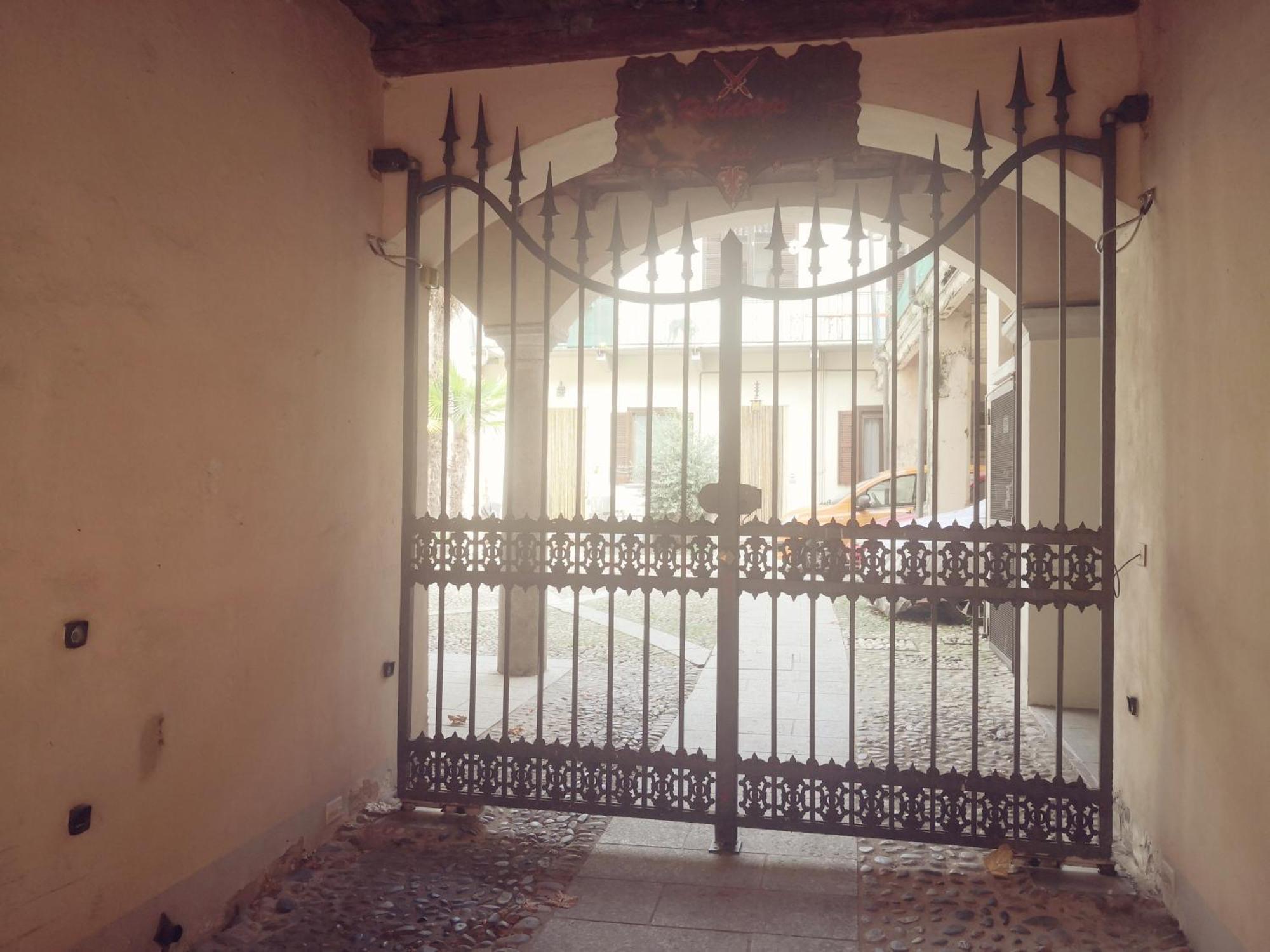 Villa Residenza Esse Angera Exterior foto